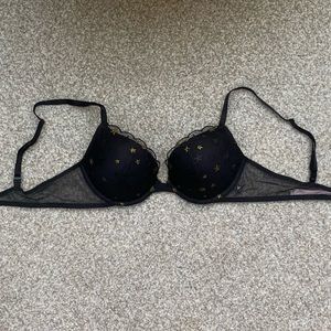 BRAND NEW Victoria’s Secret Lightly Padded Starry 36B Sexy Tee Push-Up Bra